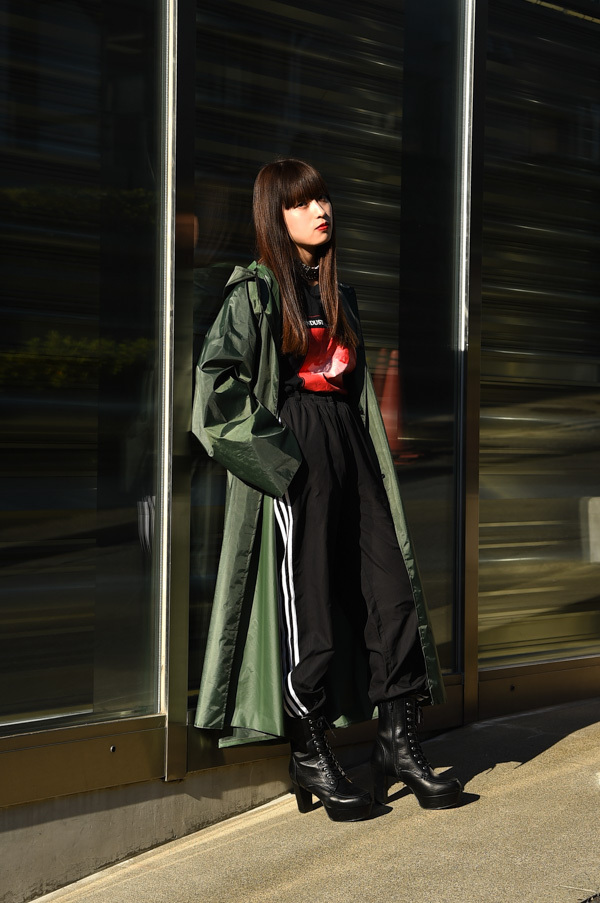 助川 恵里佳さん - ヴィンテージ(vintage)、アディダス(adidas)｜青山・表参道ストリートスナップ - 写真2