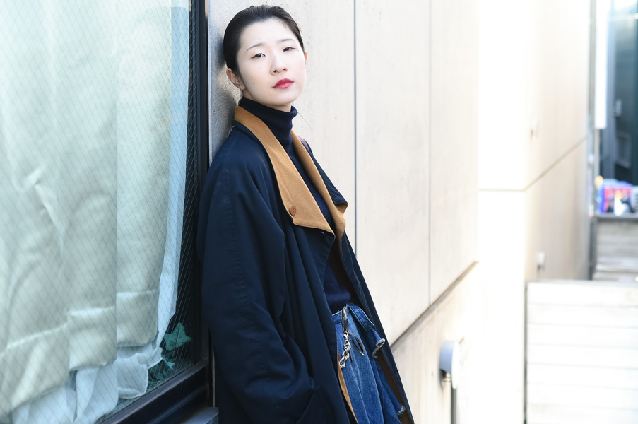 杉村 綾さん - ヨウジヤマモト(Yohji Yamamoto)、ユニクロ(UNIQLO)｜原宿ストリートスナップ - 写真5