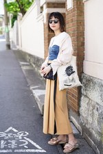 大橋 美咲さん - メゾン マルジェラ(Maison Margiela)、ホリデイ(HOLIDAY)｜青山・表参道ストリートスナップ1