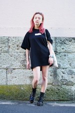 アシュリーさん - ギャレリー(GALLERIE)、ドクターマーチン(Dr. Martens)｜青山・表参道ストリートスナップ1