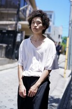 小林 大輝さん - ヘインズ(Hanes)、コム デ ギャルソン・オム(COMME des GARÇONS HOMME)｜原宿ストリートスナップ2