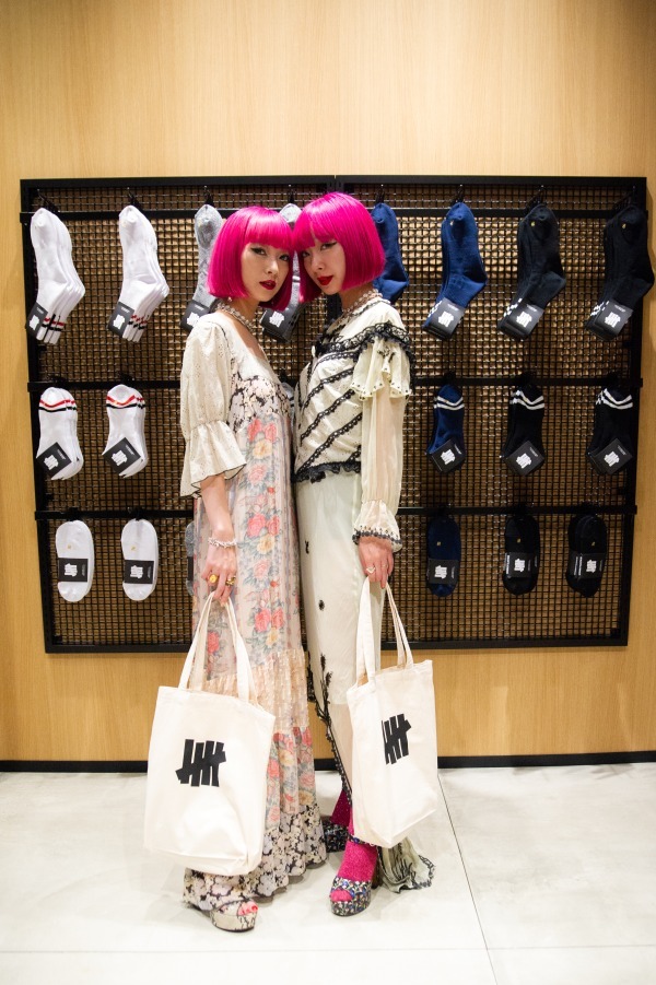 アミアヤさん - アナ スイ(ANNA SUI)｜原宿ストリートスナップ - 写真4