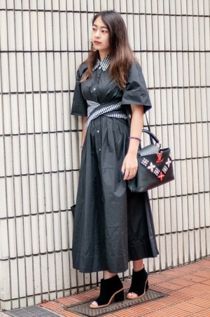 金森 早紀さん - ルイ・ヴィトン(LOUIS VUITTON)、アグ(UGG)｜原宿ストリートスナップ - 写真1