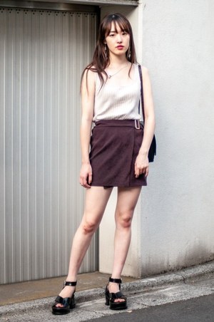 村井 晴香さん - フレイ アイディー(FRAY I.D)、ヴィンテージ(vintage)｜原宿ストリートスナップ - 写真1