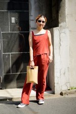 中島 潮里さん - オーラリー(AURALEE)、コンバース(CONVERSE)｜原宿ストリートスナップ1