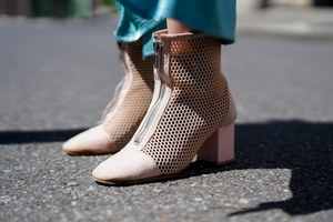 Yuukiさん - カルバン・クライン(Calvin Klein)、ピンコ(PINKO)｜青山・表参道ストリートスナップ - 写真3