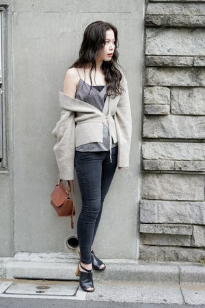 及川 茉莉花さん｜青山・表参道ストリートスナップ - 写真2