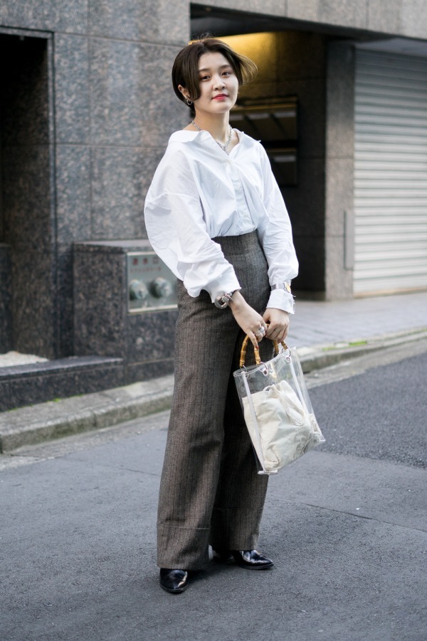 金子 ひとみさん - アクネ ストゥディオズ(Acne Studios)、クラネ(CLANE)｜原宿ストリートスナップ - 写真1