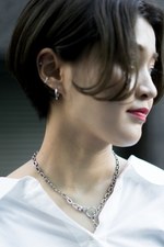 金子 ひとみさん - アクネ ストゥディオズ(Acne Studios)、クラネ(CLANE)｜原宿ストリートスナップ7