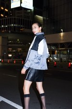 ローレン・サイさん - ナイキ(NIKE)、ヘルムート ラング(HELMUT LANG)｜渋谷ストリートスナップ3