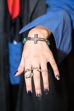 アリスさん - バーバリー(BURBERRY)、ザラ(ZARA)｜渋谷ストリートスナップ6
