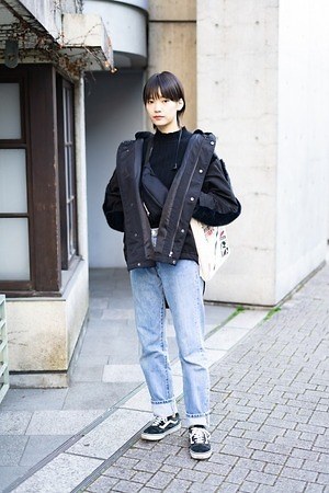 イオさん - 古着(ユーズド)(USED)、ヴァンズ(Vans)｜渋谷ストリートスナップ - 写真1