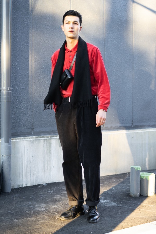 浦山 恵さん - 古着(ユーズド)(USED)、ドクターマーチン(Dr. Martens)｜渋谷ストリートスナップ - 写真1