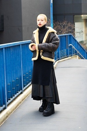 白川 清華さん - 古着(ユーズド)(USED)、ユニフ(UNIF)｜原宿ストリートスナップ - 写真1