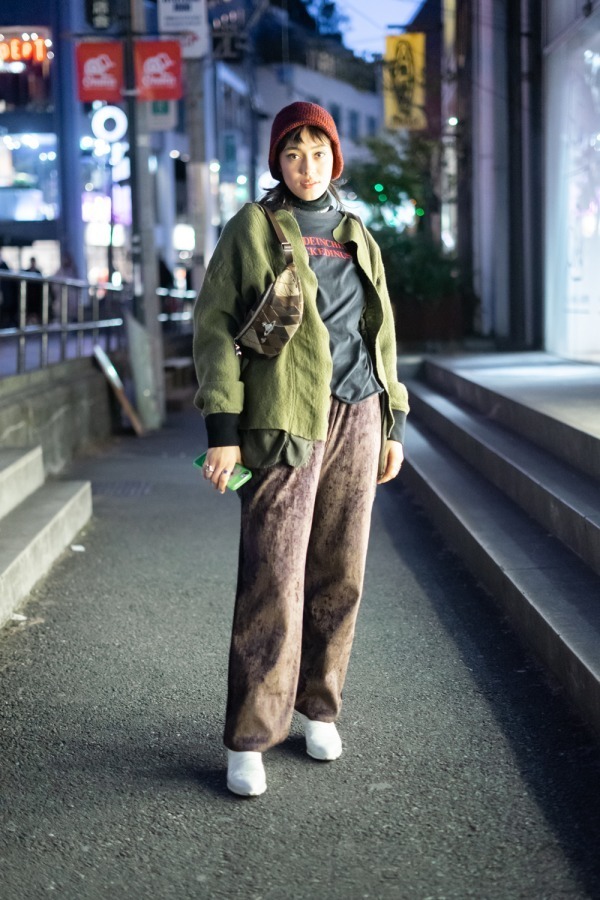 アドリアナ・ゴンザレスさん - ヴィヴィアン・ウエストウッド(Vivienne Westwood)、古着(ユーズド)(USED)｜渋谷ストリートスナップ - 写真2