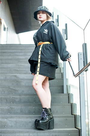 神山 千尋さん - アディダス(adidas)、古着(ユーズド)(USED)｜渋谷ストリートスナップ - 写真2