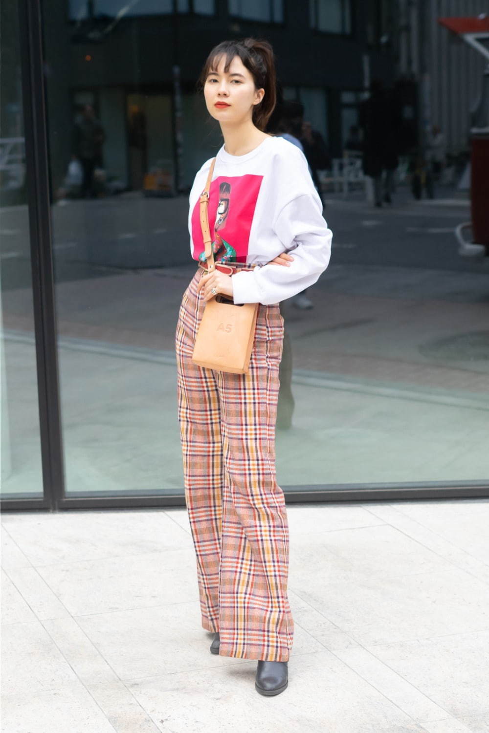マリー クレアさん - ザラ(ZARA)、ビューティー＆ユース ユナイテッドアローズ(BEAUTY&YOUTH UNITED ARROWS)｜渋谷ストリートスナップ2