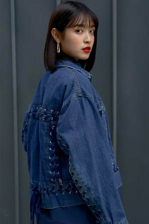 松本 愛さん - ジーヴィージーヴィー(G.V.G.V.)、バレンシアガ(BALENCIAGA)｜原宿ストリートスナップ - 写真4