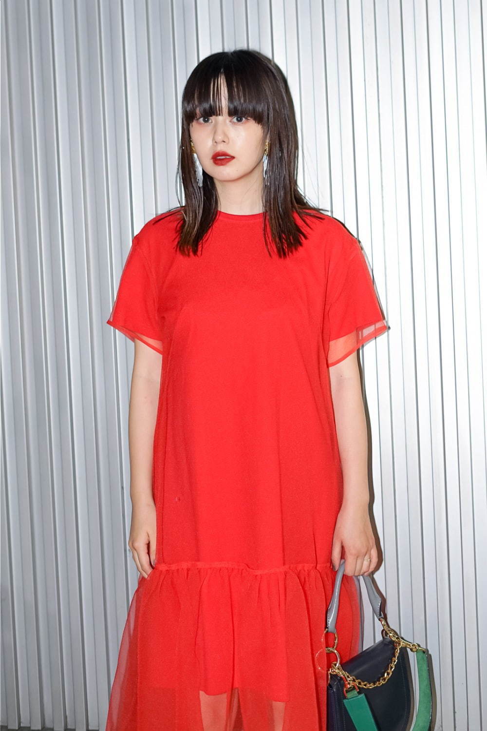 青柳 文子さん - アキラナカ(AKIRANAKA)、サカイ(sacai)｜渋谷ストリートスナップ - 写真2