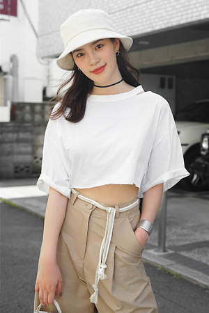 咲 和希さん - ユナイテッドアローズ(UNITED ARROWS)、ソニア リキエル(SONIA RYKIEL)｜渋谷ストリートスナップ - 写真9