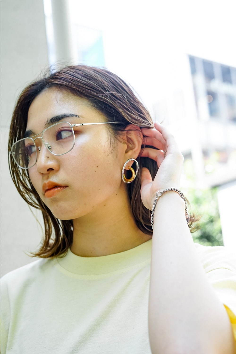 中川 由利香さん - マルニ(MARNI)、オリバーピープルズ(OLIVER PEOPLES)｜渋谷ストリートスナップ - 写真3