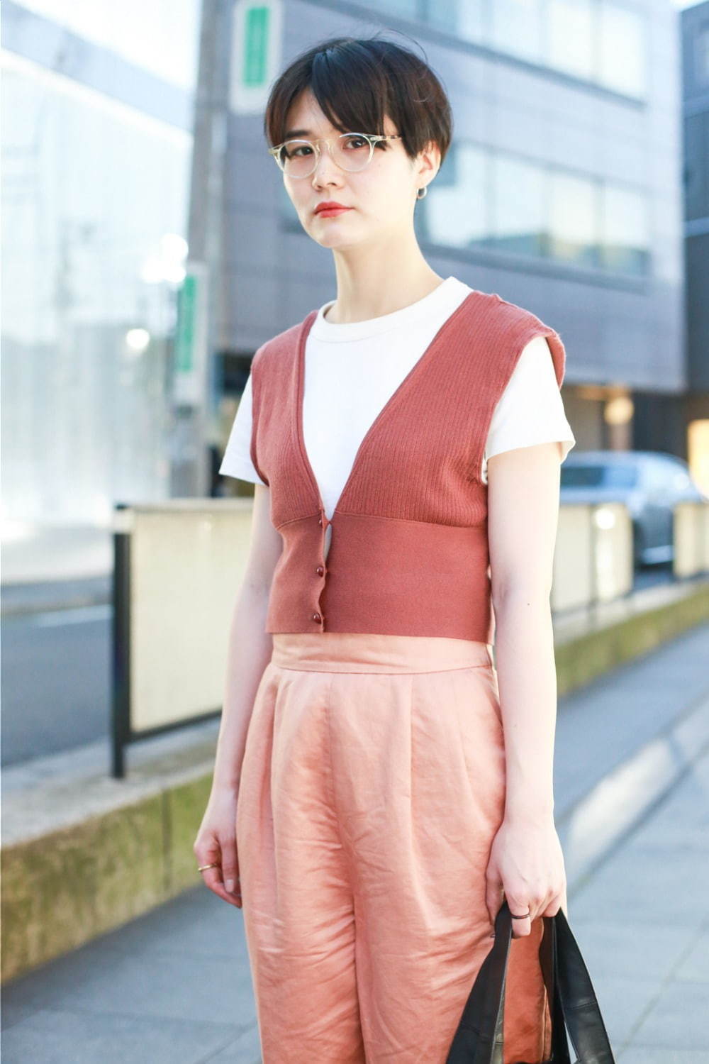 細川 めぐみさん - ビューティー＆ユース ユナイテッドアローズ(BEAUTY&YOUTH UNITED ARROWS)、ユニクロ(UNIQLO)｜原宿ストリートスナップ - 写真2