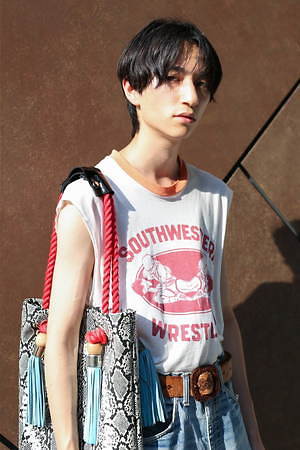 山谷 綱基さん - ヴィンテージ(vintage)、ドクターマーチン(Dr. Martens)｜渋谷ストリートスナップ - 写真3