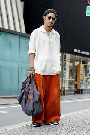 河野 玲王さん - エトセンス(ETHOSENS)、スタジオ ニコルソン(STUDIO NICHOLSON)｜渋谷ストリートスナップ - 写真1