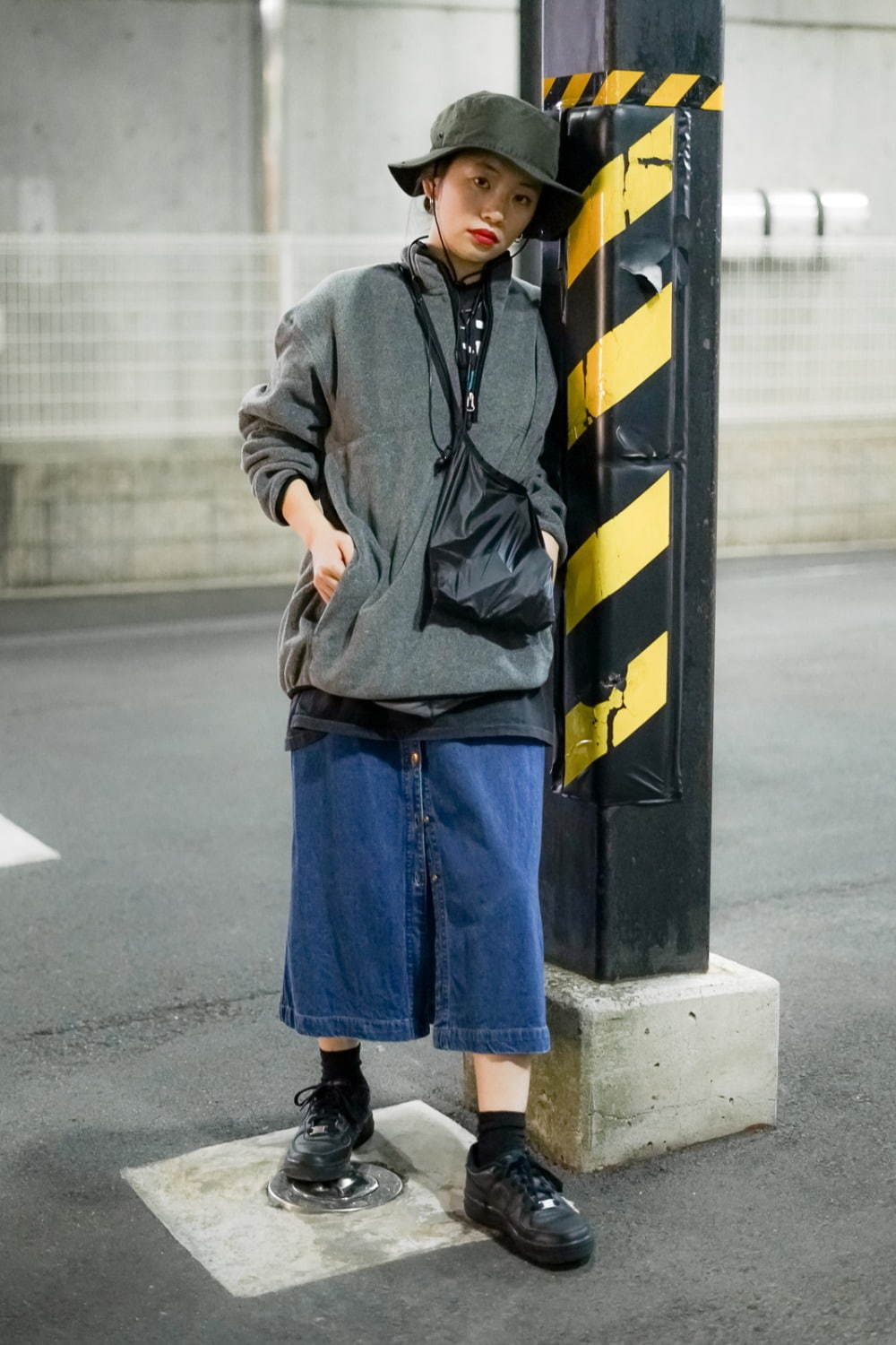 北野 莉聖さん ユニクロ Uniqlo ナイキ Nike 渋谷ストリートスナップ ファッションプレス