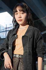 浅井 うららさん - マウジー(MOUSSY)、アズール バイ マウジー(AZUL by moussy)｜渋谷ストリートスナップ2