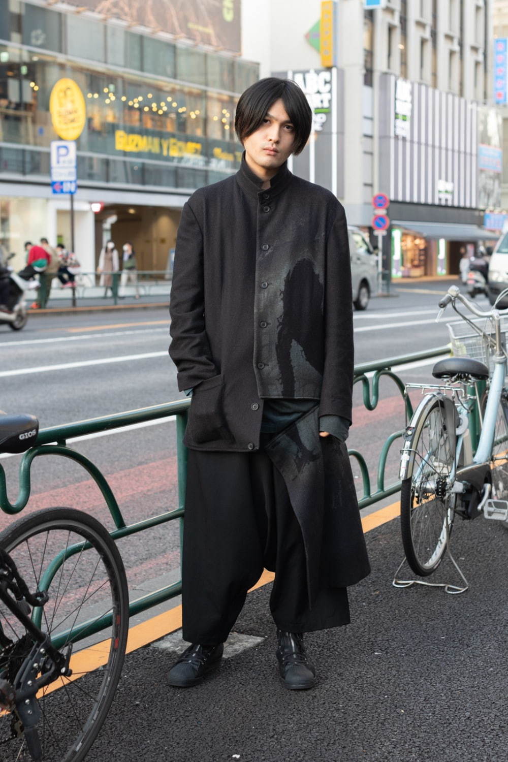 小池 勇輝さん - ヨウジヤマモト(Yohji Yamamoto)｜渋谷ストリートスナップ - 写真1