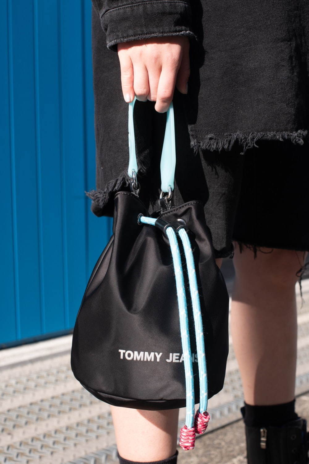 大柿 梨花さん ザラ Zara トミー ジーンズ Tommy Jeans 渋谷ストリートスナップ ファッションプレス 大柿 梨花さん ザラ Zara トミー ジーンズ Tommy Jeans 渋谷ストリートスナップ ファッションプレス