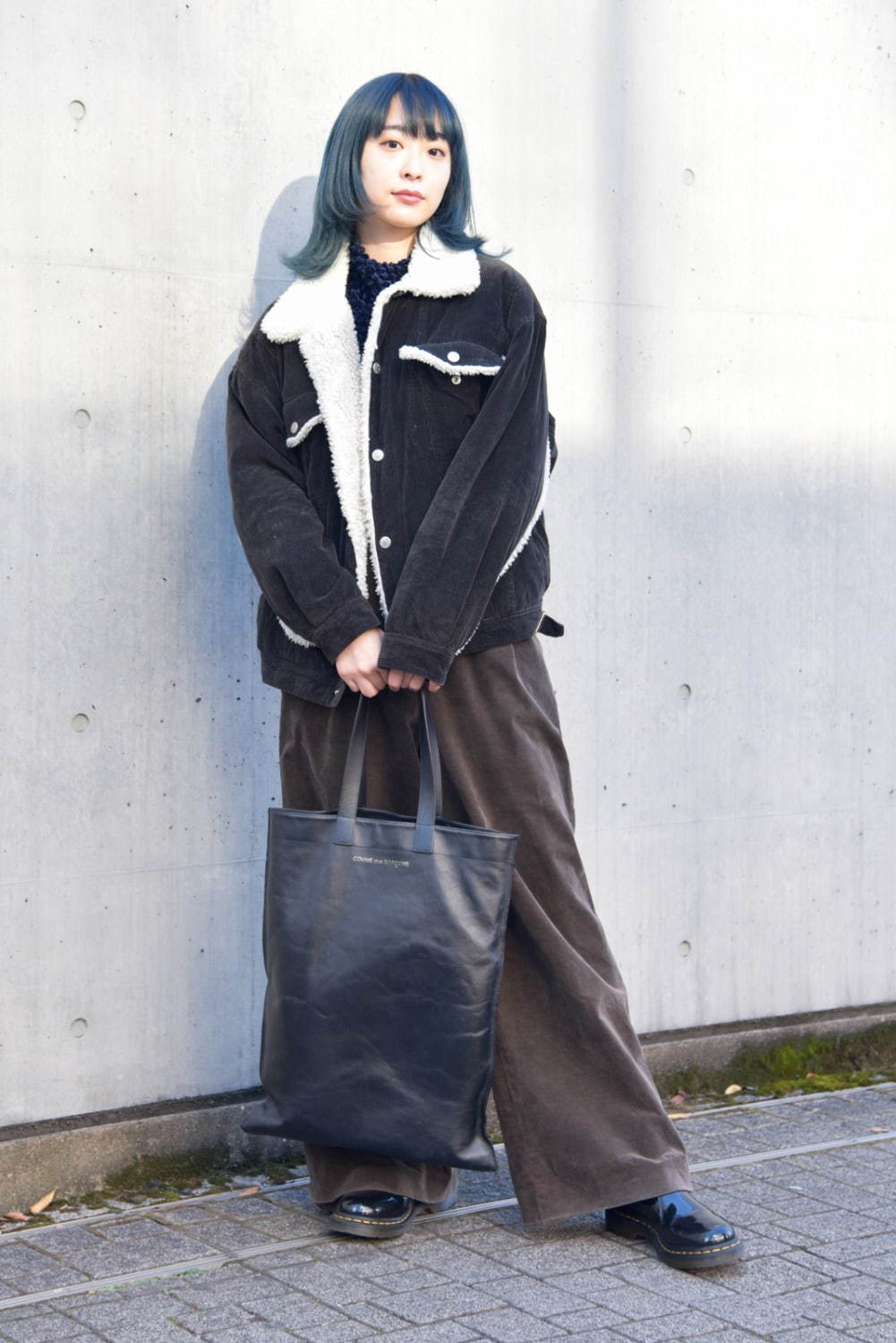 小川 志穂さん - 古着(ユーズド)(USED)、ドクターマーチン(Dr. Martens)｜渋谷ストリートスナップ - 写真1