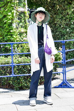 中田 愛大さん - ローリーズファーム(LOWRYS FARM)、オーラリー(AURALEE)｜横浜ストリートスナップ - 写真1