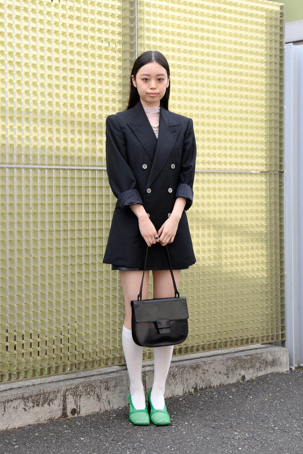 勝川 美羽さん - 古着(ユーズド)(USED)、プラダ(PRADA)｜渋谷ストリートスナップ - 写真2