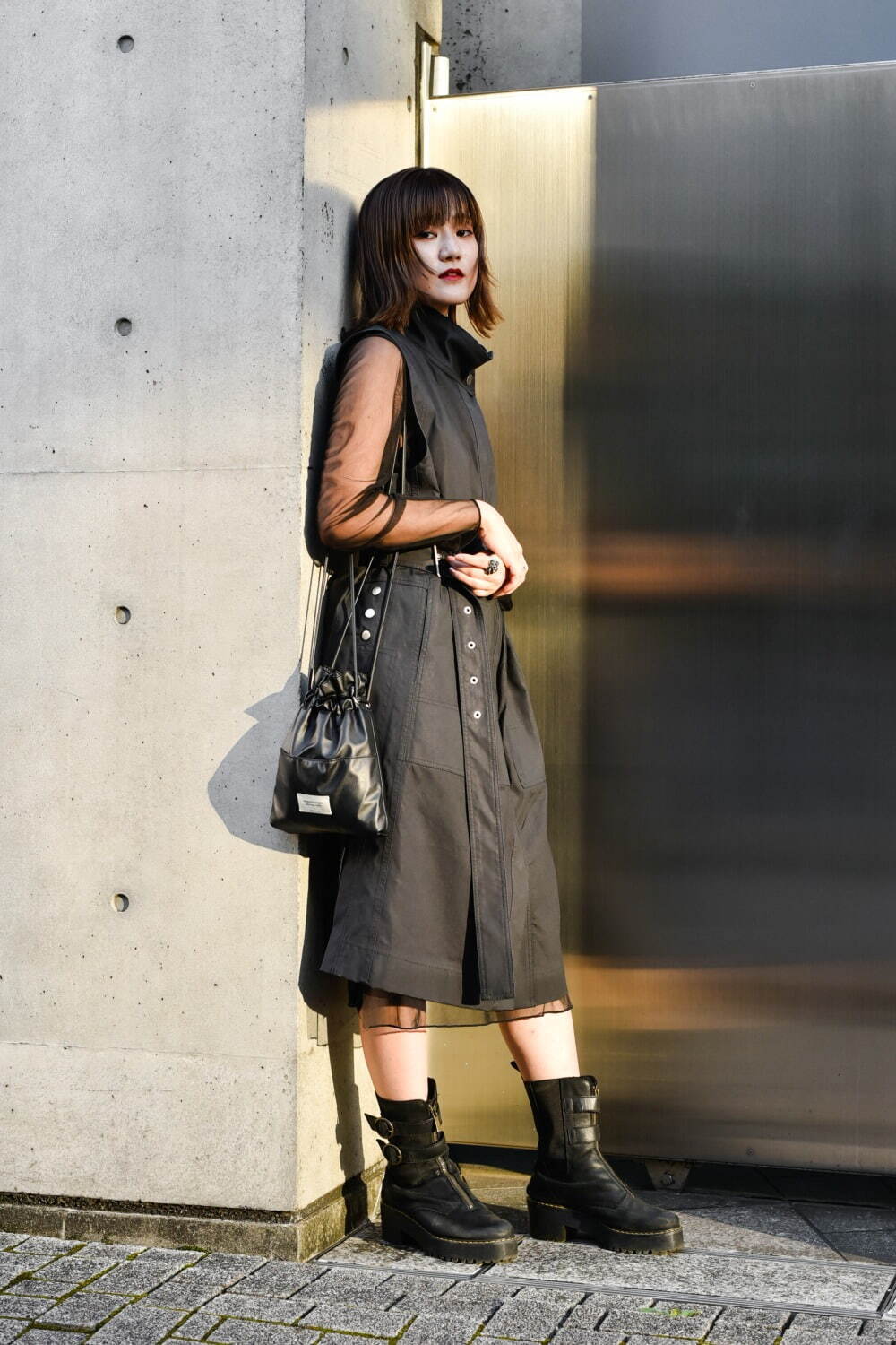 夷 春菜さん - 3.1 フィリップ リム(3.1 Phillip Lim)、ドクターマーチン(Dr. Martens)｜渋谷ストリートスナップ1