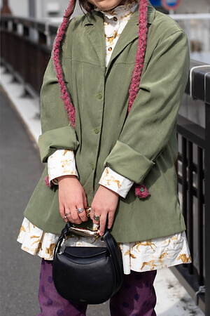 中島 楓乃さん - 古着(ユーズド)(USED)、ガニー(GANNI)｜渋谷ストリートスナップ - 写真12