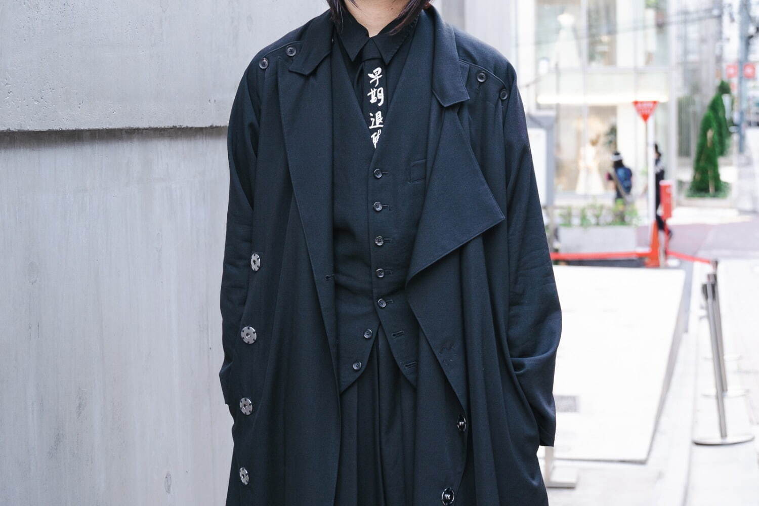 和田 惇之介さん - ヨウジヤマモト(Yohji Yamamoto)、グラウンド ワイ(Ground Y)｜渋谷ストリートスナップ - 写真3