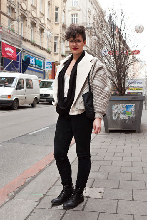 ジャクリーン ツァウナーさん - 古着(ユーズド)(USED)、アメリカンアパレル(American Apparel)｜ウィーンストリートスナップ - 写真1