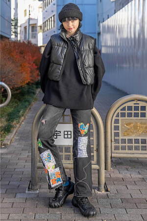 エイダさん - ザラ(ZARA)、無印良品(MUJI)｜原宿ストリートスナップ - 写真2