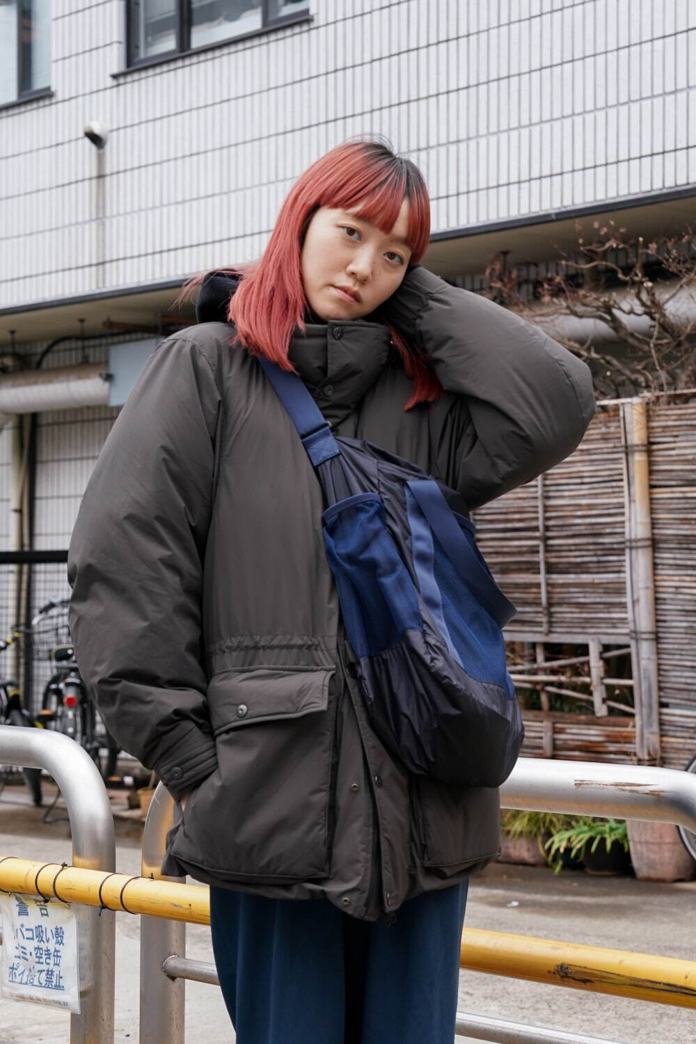 マユカさん - ナンガ(NANGA)、ロク(ROKH)(ROKH)｜原宿ストリートスナップ - 写真2