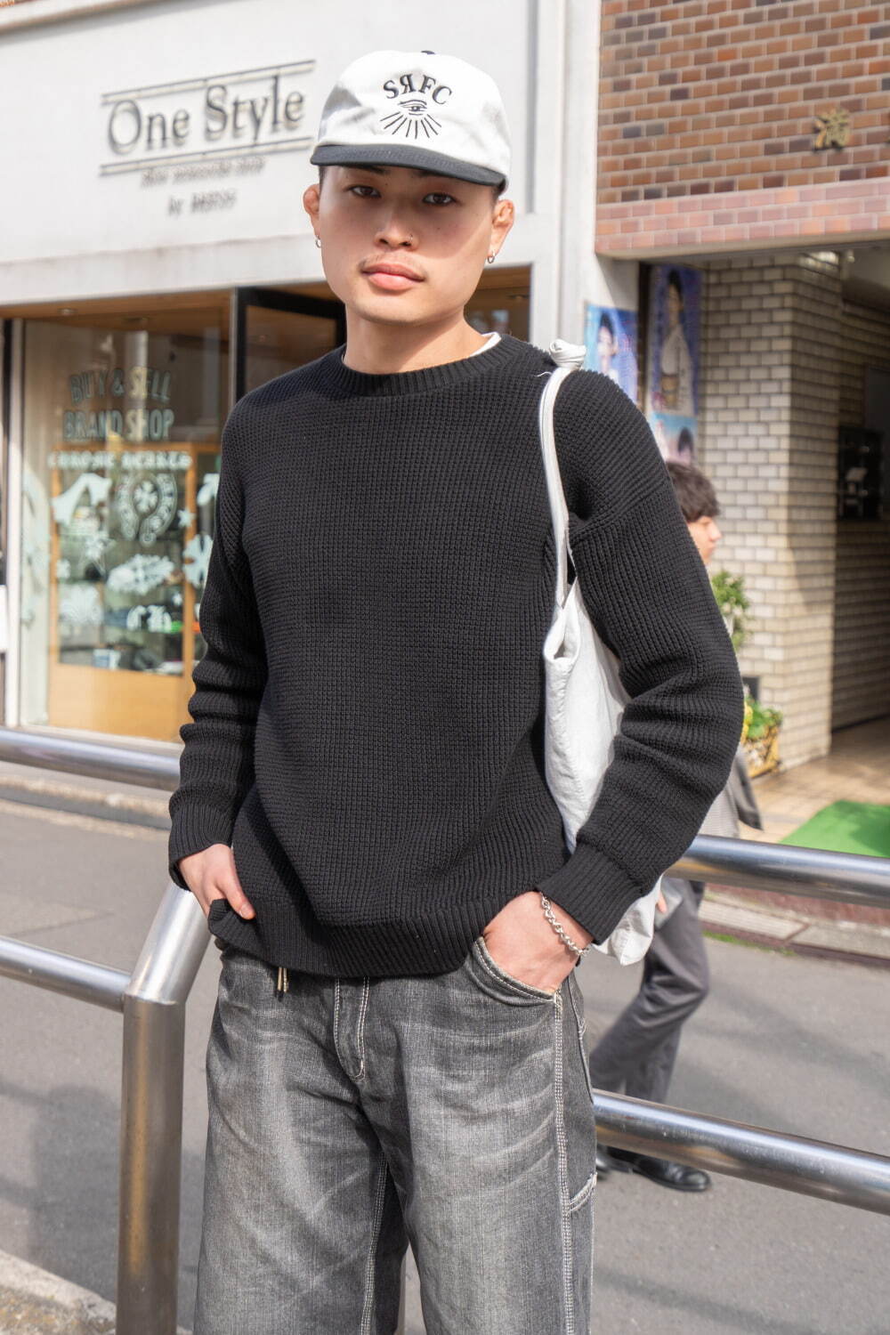 伊藤秀次さん - カーハート(CARHARTT)、ギャップ(GAP)｜原宿ストリートスナップ - 写真3