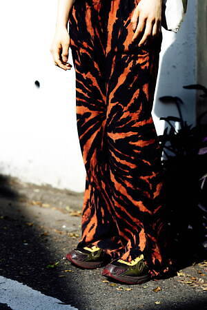 川村 歩さん - 古着(ユーズド)(USED)、キコ・コスタディノフ(KIKO KOSTADINOV)｜原宿ストリートスナップ - 写真4