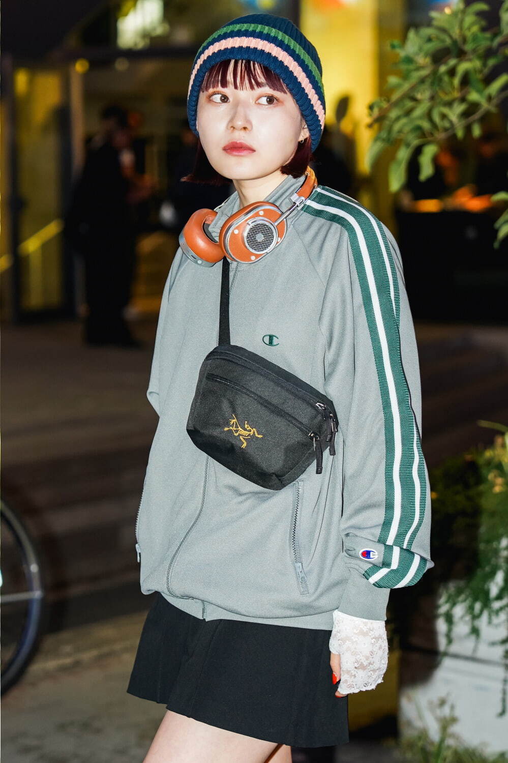 山崎江莉さん - チャンピオン(Champion)、アークテリクス(ARC'TERYX)｜原宿ストリートスナップ2
