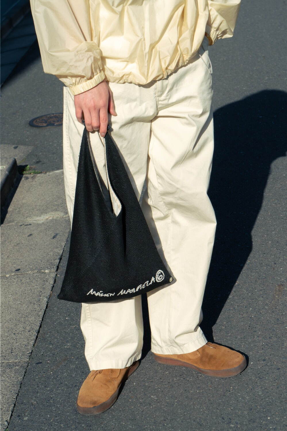 横田 寛人さん - オーラリー(AURALEE)、エムエム6 メゾン マルジェラ(MM6 Maison Margiela)｜原宿ストリートスナップ - 写真3