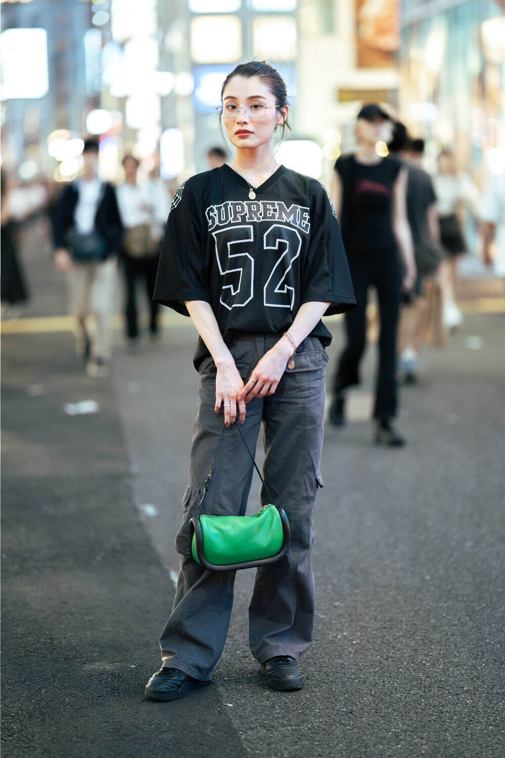 長谷川 ひらりさん - シュプリーム(Supreme)、アレキサンダー ワン(alexanderwang)｜原宿ストリートスナップ1