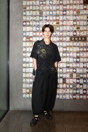 藤岡 真威人さん - ラッド ミュージシャン(LAD MUSICIAN)、グラウンド ワイ(Ground Y)｜中目黒ストリートスナップ - 写真1