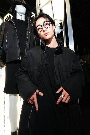 クツナ コウキさん - A|X アルマーニ エクスチェンジ(A|X ARMANI EXCHANGE)｜原宿ストリートスナップ - 写真2