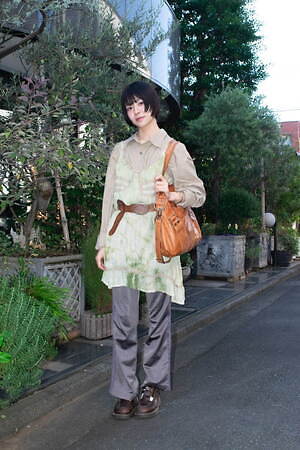 山田 涼さん - ドクターマーチン(Dr. Martens)、アディダス(adidas)｜渋谷ストリートスナップ - 写真1