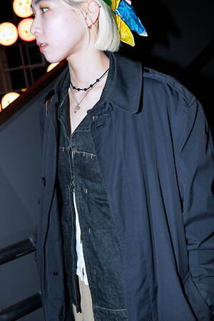 成田 楓さん - カンペール(CAMPER)、ロンシャン(LONGCHAMP)｜渋谷ストリートスナップ - 写真5